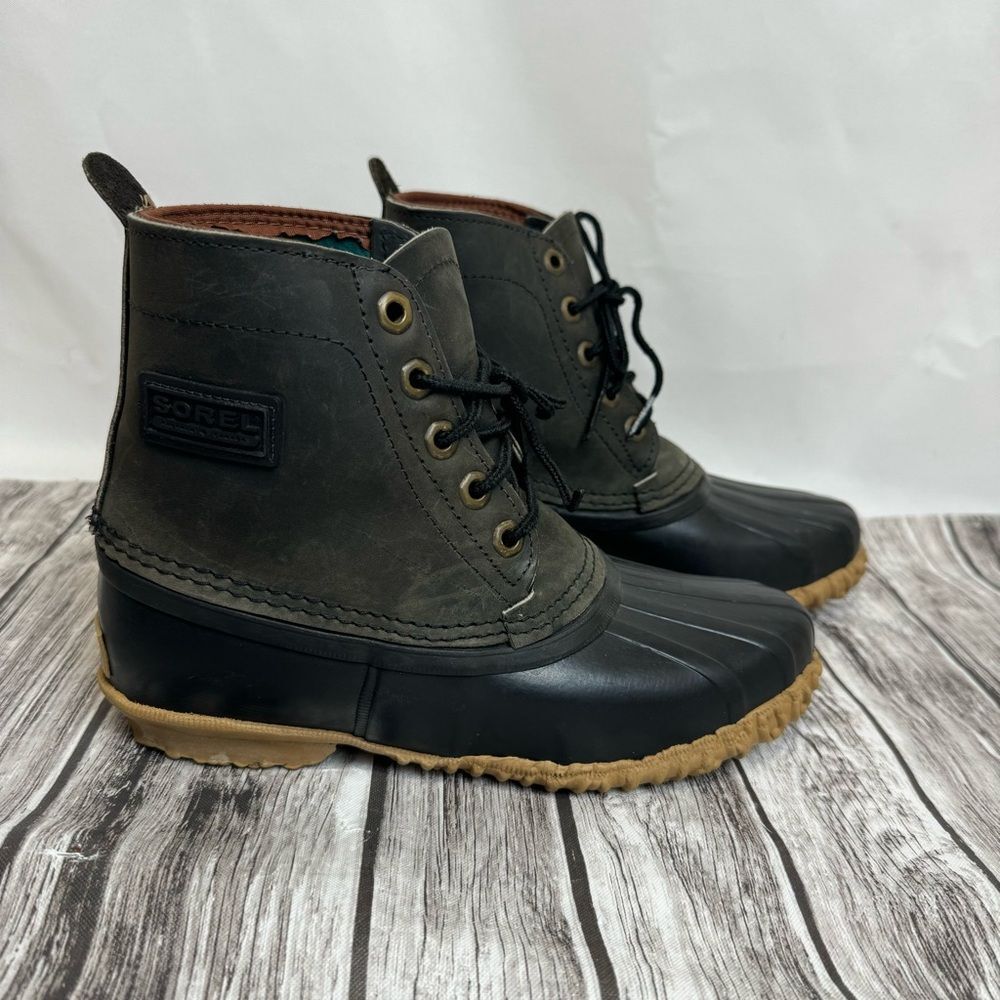 Vintage SOREL Kaufman Black and Gray Winter Boots Sz 6